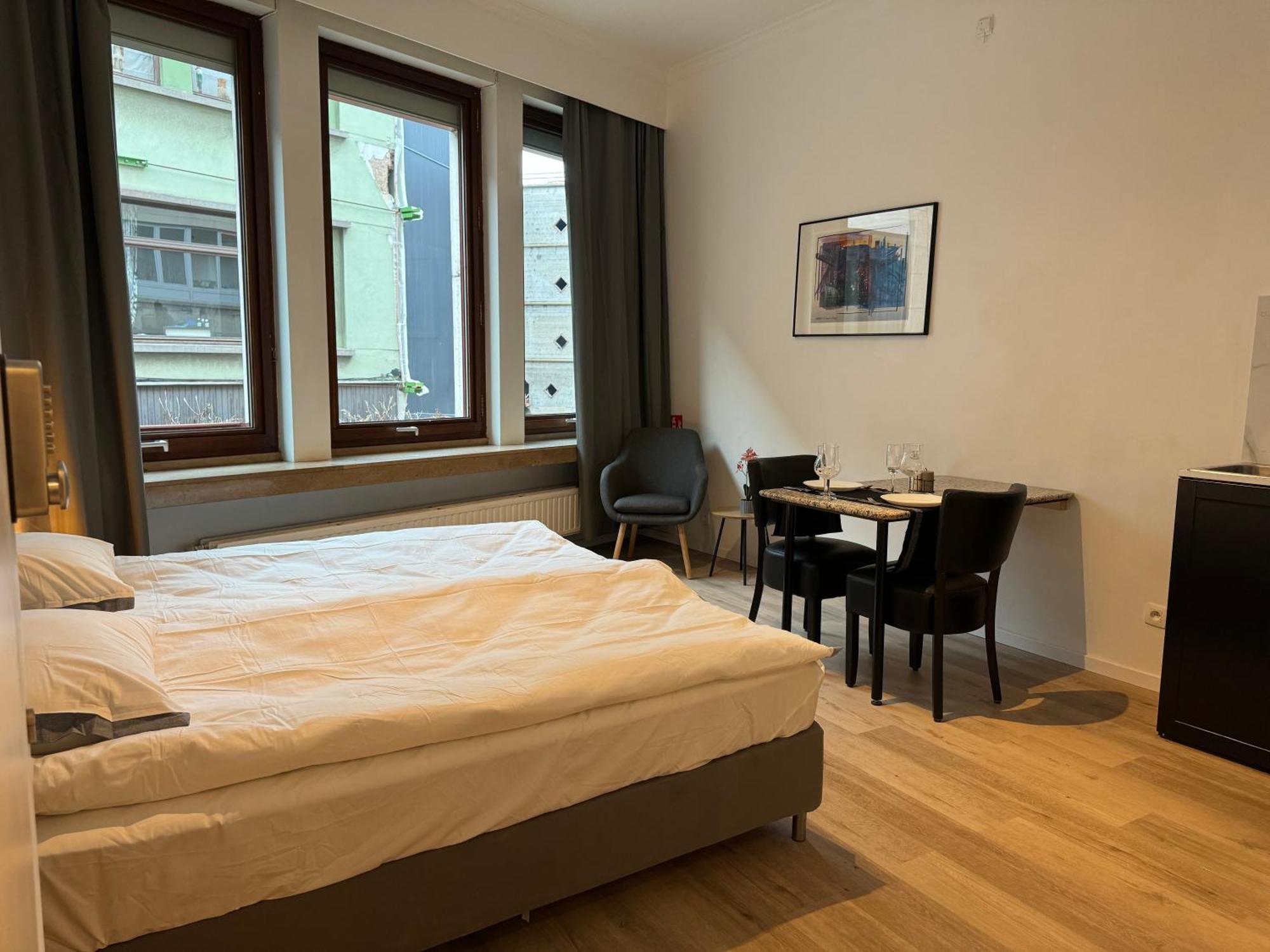 Two Bedroom Loft In The City Center By The Meir Antuérpia Exterior foto